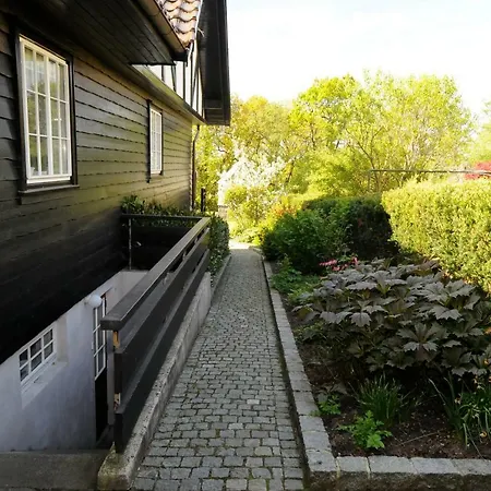 Hinna Garden Appartement *