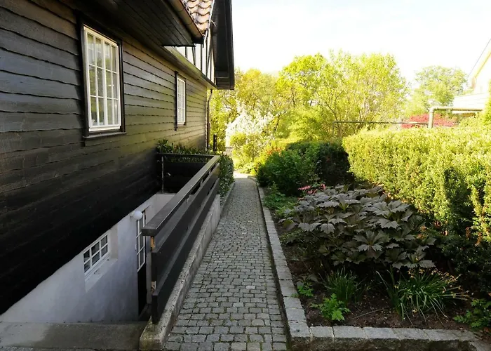 Hinna Garden Appartement *